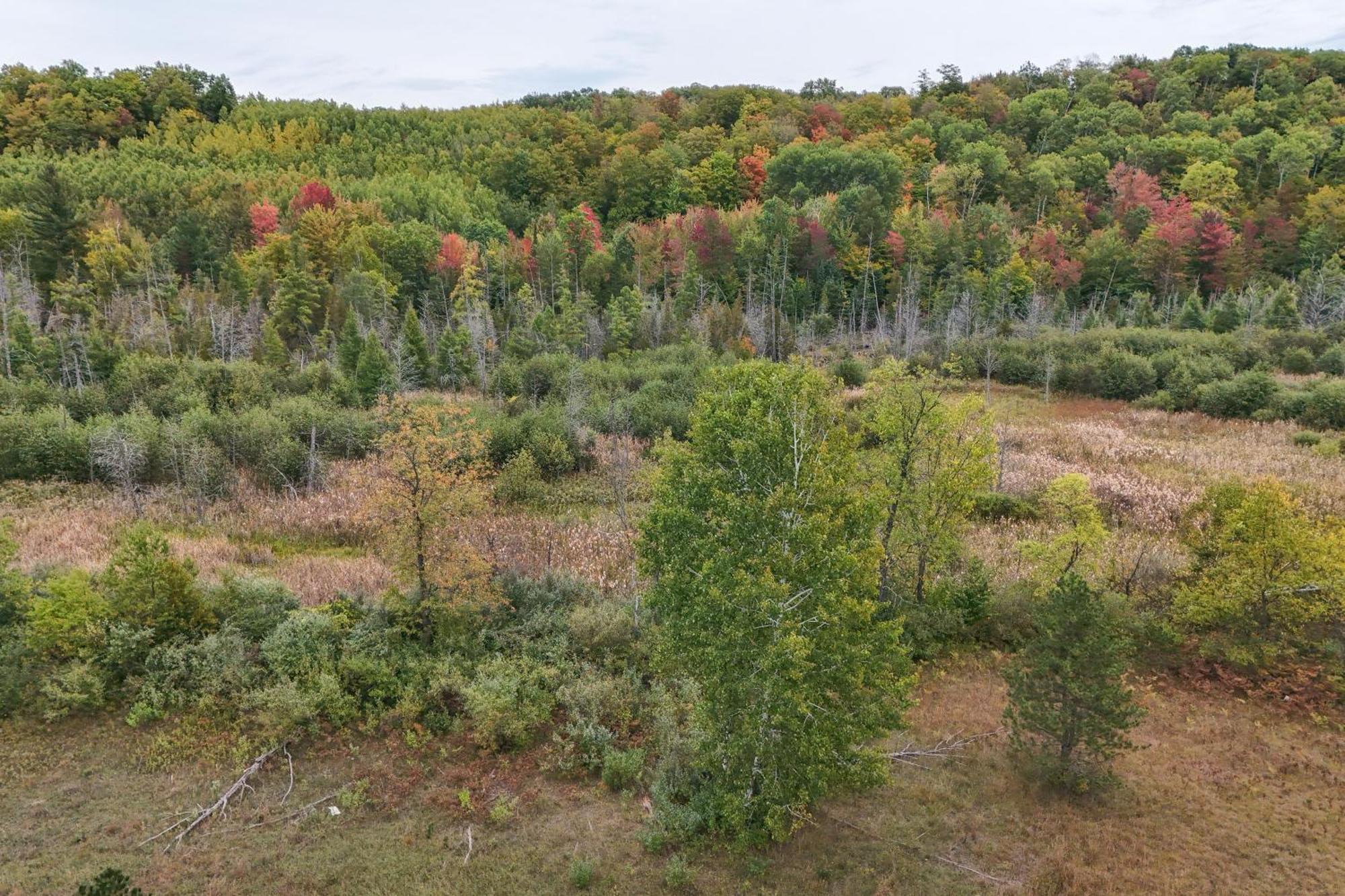 Family Home In Rapid City About 4 Mi To Torch Lake! Ngoại thất bức ảnh